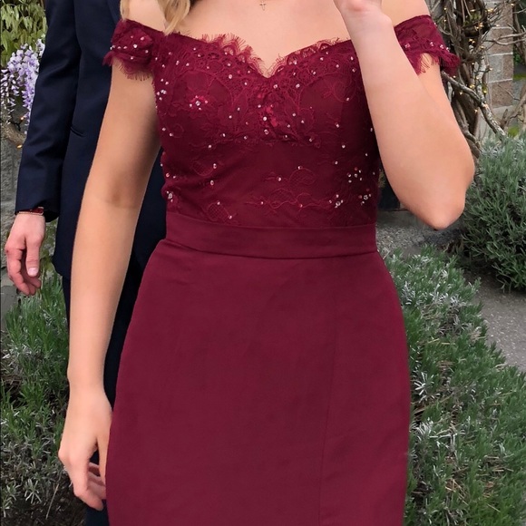 JJ’s house off the shoulder dress - Picture 3 of 8